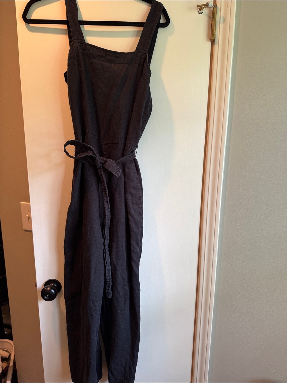 Women’s Black Linen Tie-Waist Jumpsuit
